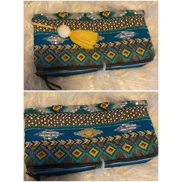 Beaded Wallet - Picture 1 of 9